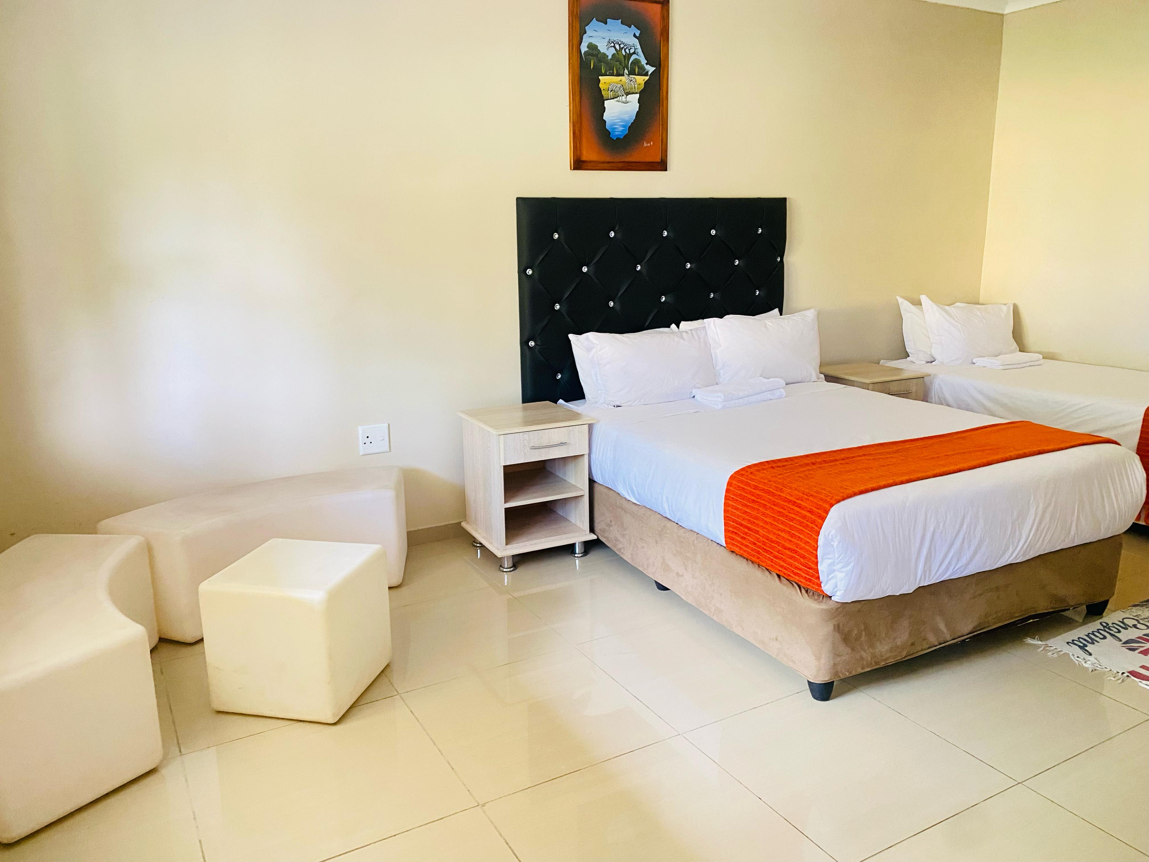 Room 3 Image 3